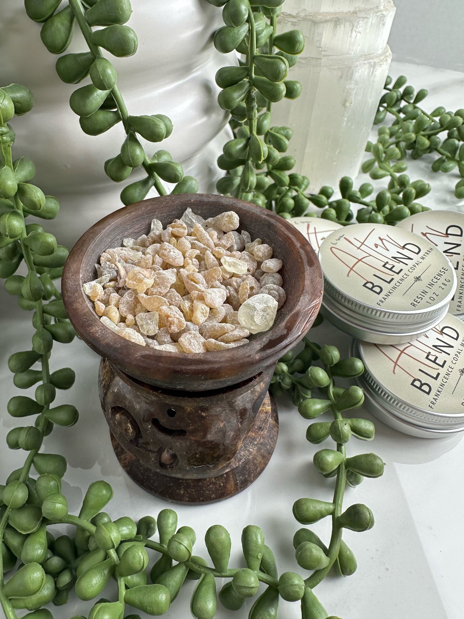 Altar Resin Blend Copal Frankincense Myrrh 1oz. Tin — Crystal Moon